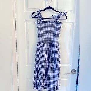 Super cute sundress manufacturer is Elizabeth MacKay